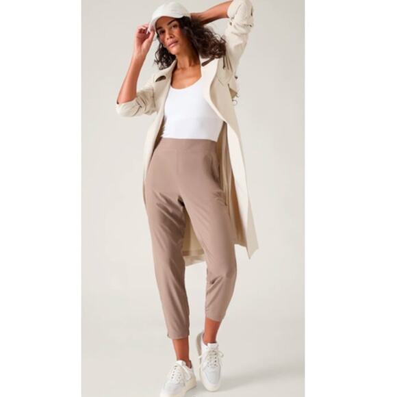Athleta Brooklyn Heights High Rise Jogger in Pyrite 8 - Picture 1 of 8